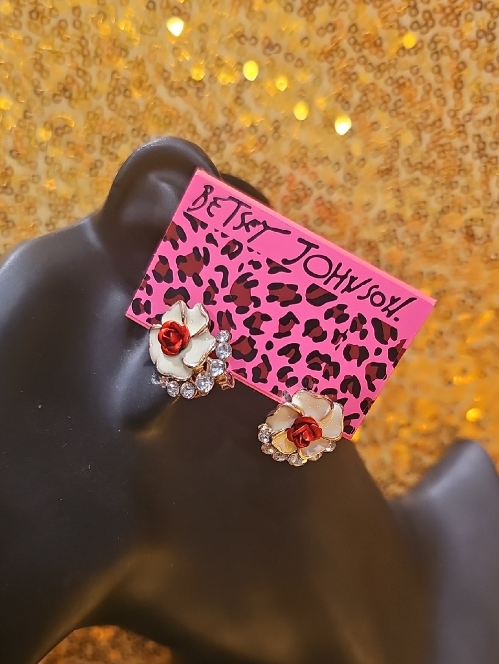 Betsey Johnson Jewelry set with a carousel horse pin and a pair of rose Earings - Picture 5 of 7